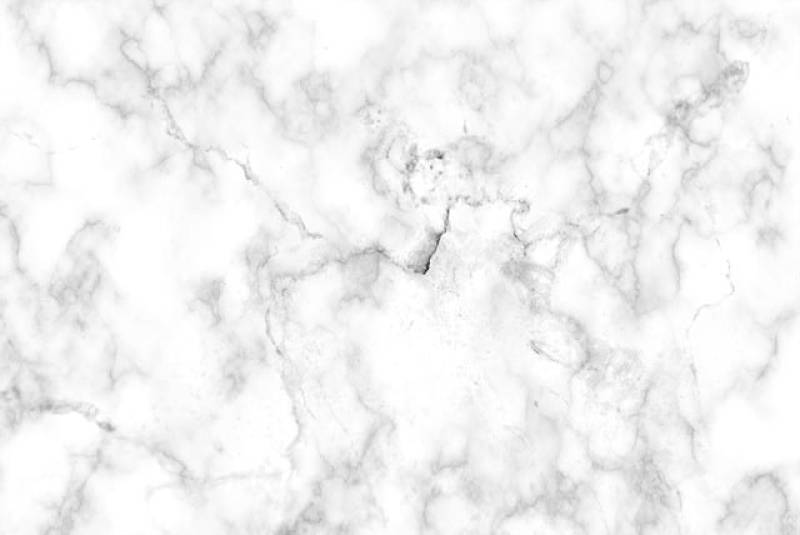 Quels sont les avantages du marbre dans la conception d'une salle de bain moderne à Avignon ?