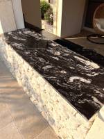 Marbrerie Jeannot Services de marbrerie pour dallage de piscine en céramique antidérapant à Apt 84400